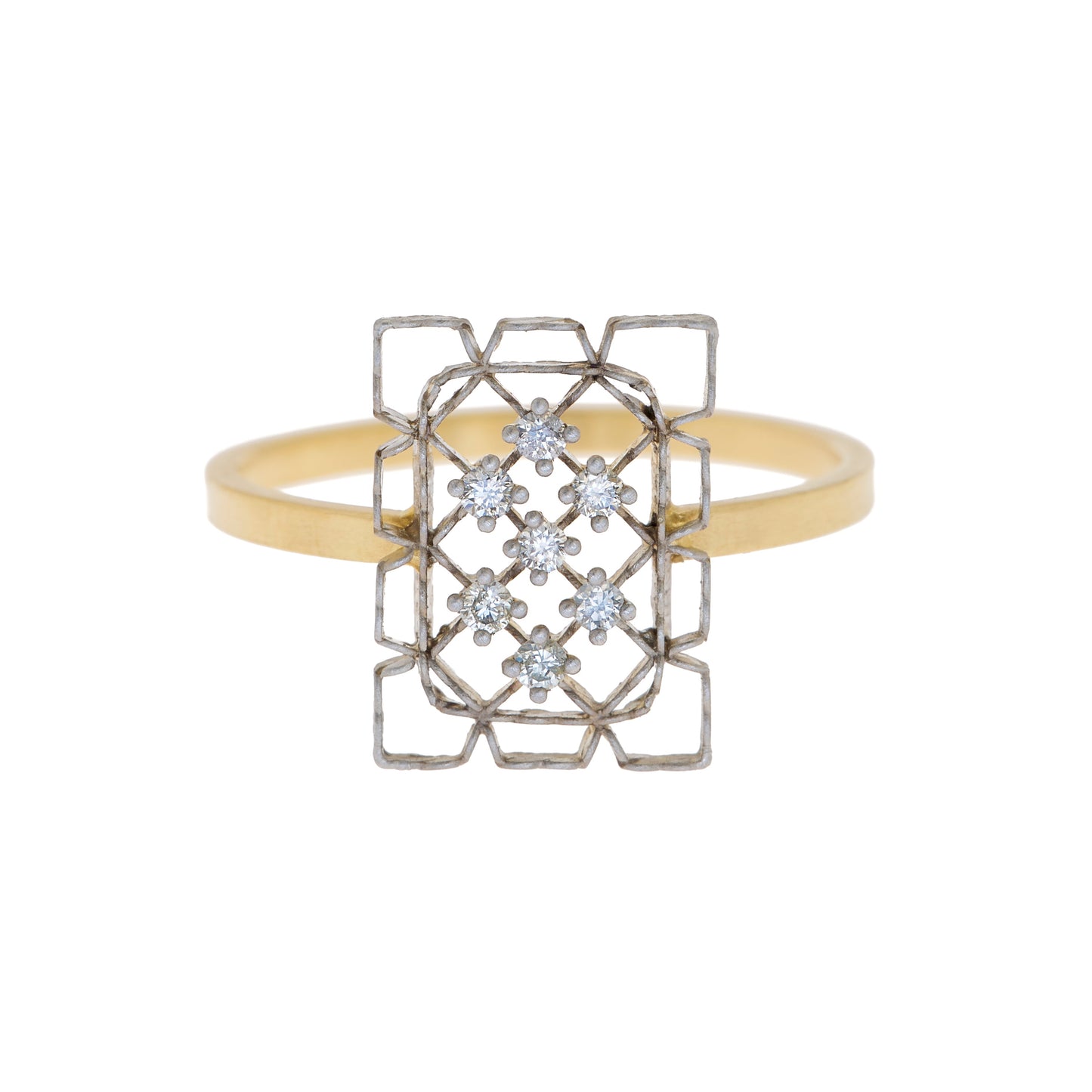 Airy Ring with Diamonds