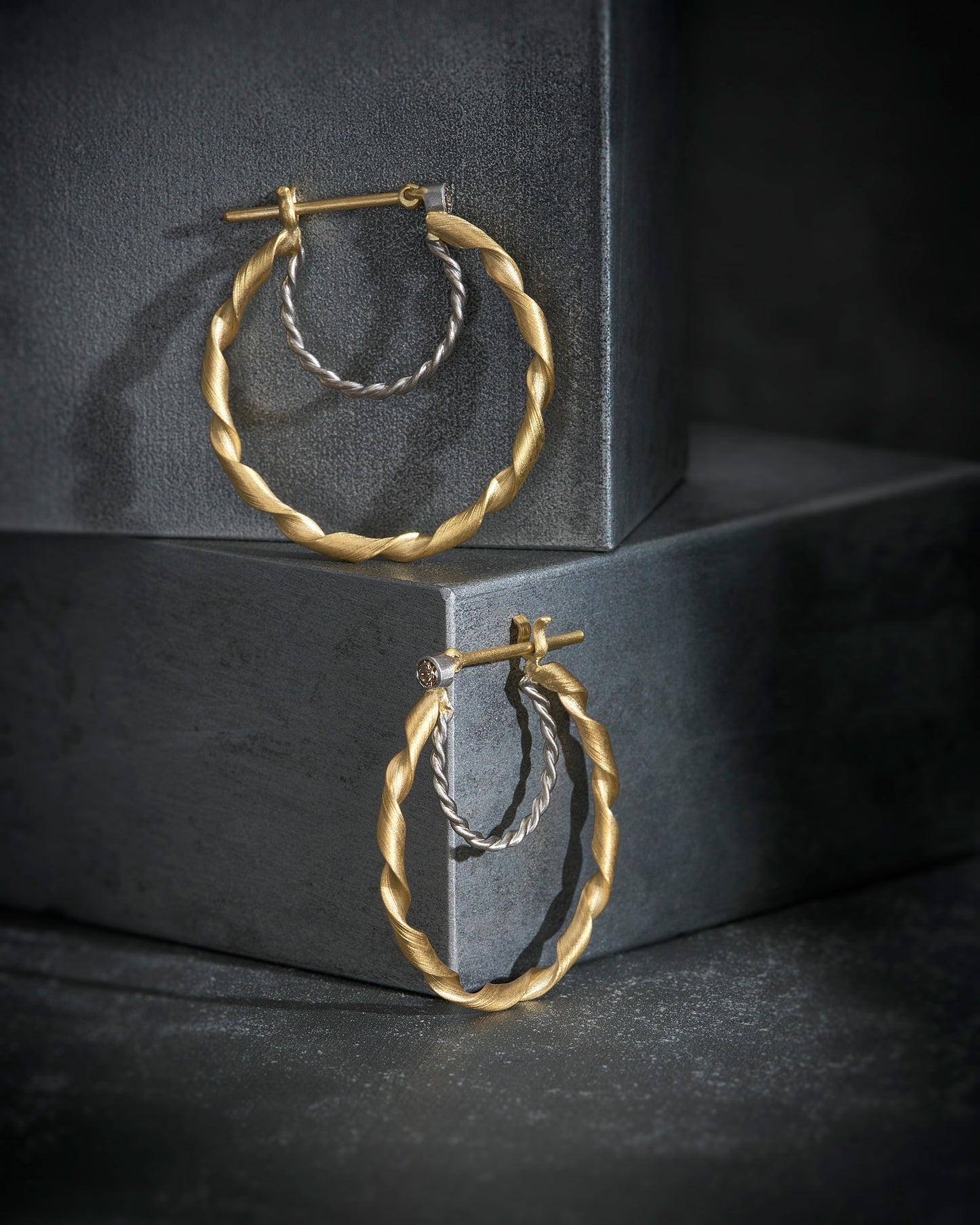Curl Hoop Earrings