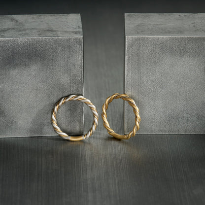 Twisted Ring in 18k Gold