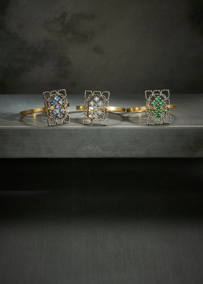 Airy Ring with Diamonds